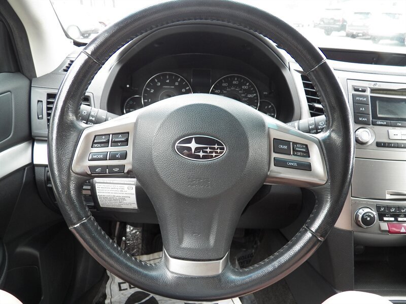 Used 2012 Subaru Outback 2.5i Premium AWD/4WD image 15