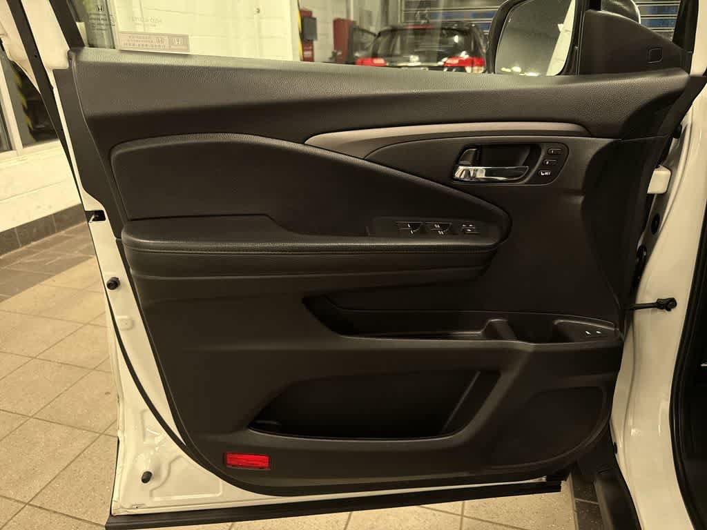 Used 2021 Honda Pilot EX-L image 32