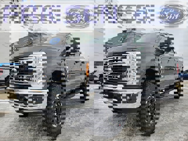 New 2026 Ford F250 XLT w/ Tremor Off-Road Package