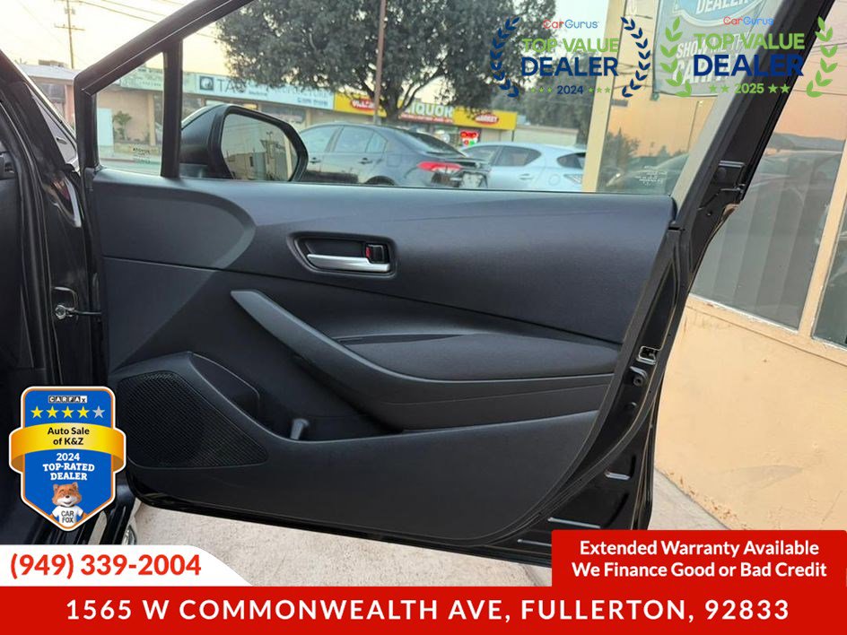 Used 2021 Toyota Corolla LE image 27