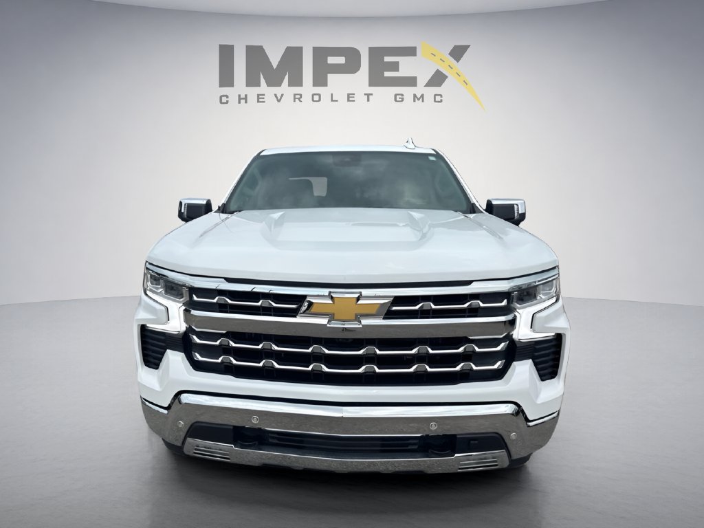 Used 2025 Chevrolet Silverado 1500 LTZ w/ LTZ Premium Package AWD/4WD image 8