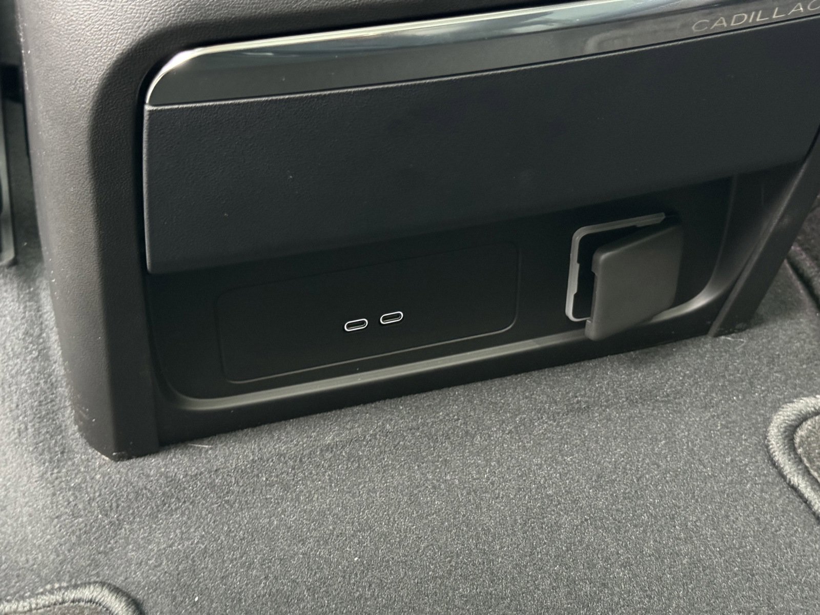 New 2025 Cadillac Escalade IQ Sport 2 w/ LPO, ONYX Package image 15