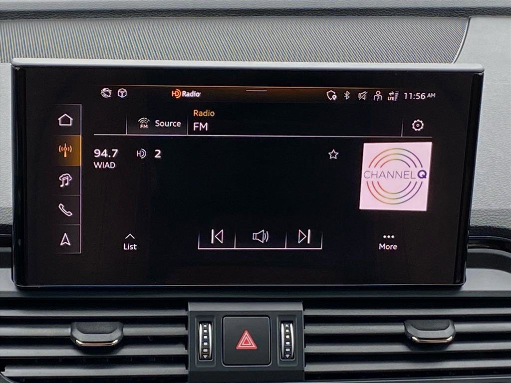 Used 2024 Audi Q5 e Premium Plus w/ Premium Plus Package image 9