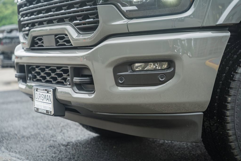 New 2026 RAM 2500 Limited AWD/4WD image 15