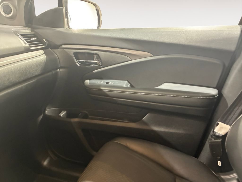 Used 2023 Honda Ridgeline RTL image 21