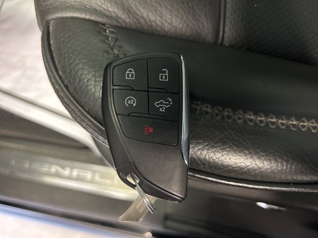 Used 2024 GMC Sierra 3500 Denali w/ Denali Reserve Package image 37