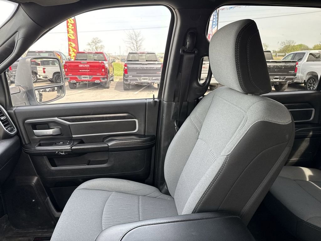 Used 2024 RAM 3500 SLT w/ Quick Order Package 2YG SLT AWD/4WD image 29