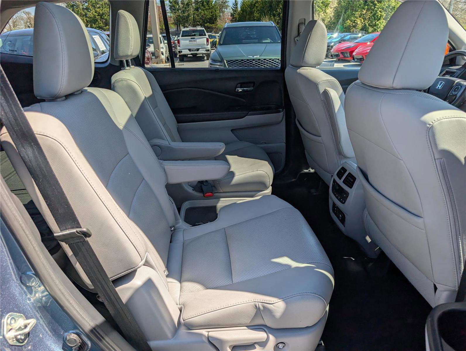 Used 2018 Honda Pilot Elite image 13