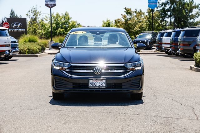Used 2023 Volkswagen Jetta SE FWD image 7