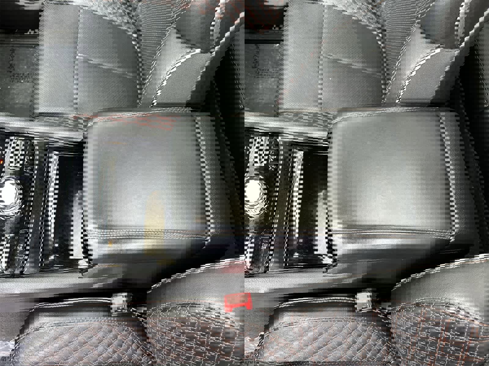 Used 2023 Jeep Grand Cherokee Summit w/ Luxury Tech Group V image 15