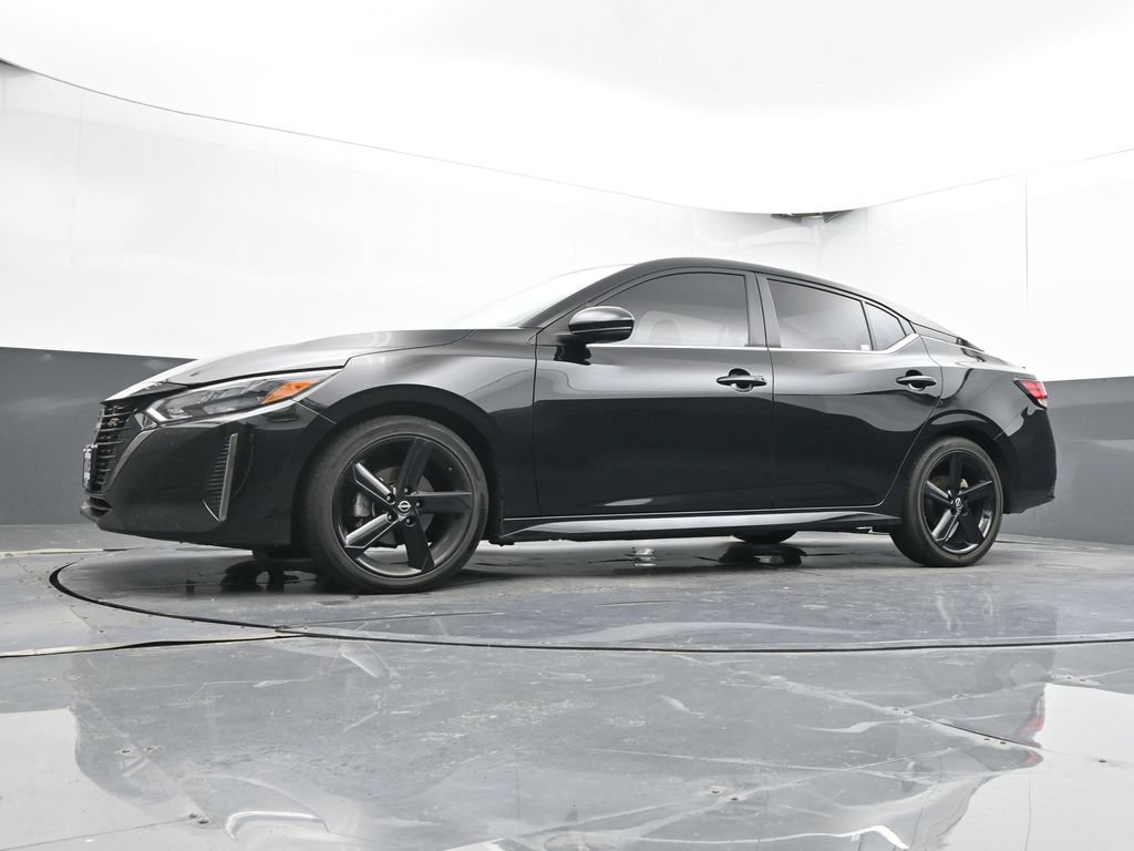 Used 2024 Nissan Sentra SR FWD image 25