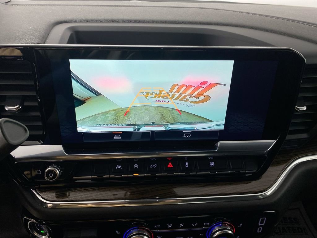 Used 2025 GMC Sierra 1500 Elevation image 17