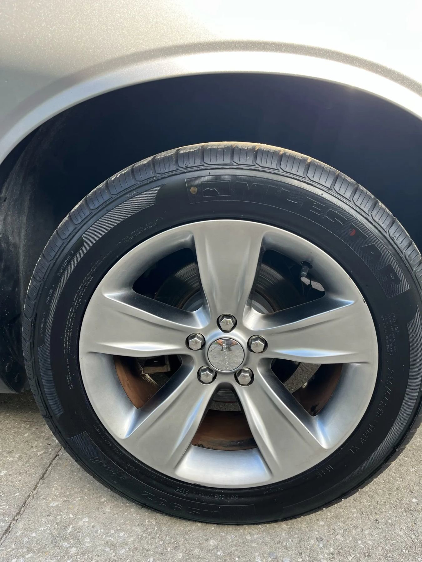 Used 2017 Dodge Challenger SXT RWD image 9