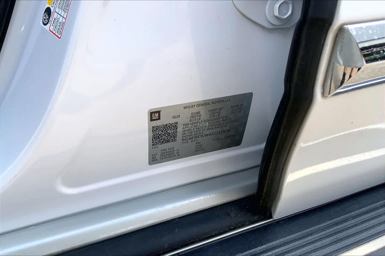 Used 2018 Buick Enclave Premium w/ Experience Buick Package FWD image 34