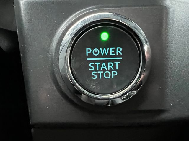 New 2025 Ford F150 Lightning XLT image 21