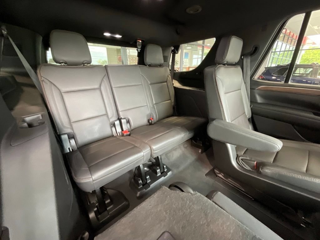 Used 2024 Chevrolet Tahoe High Country AWD/4WD image 21