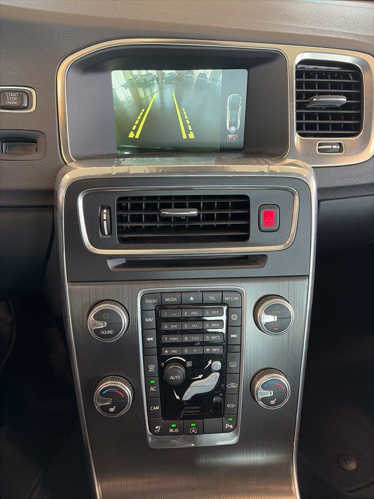 Used 2015 Volvo S60 T5 Premier w/ Convenience Package image 12