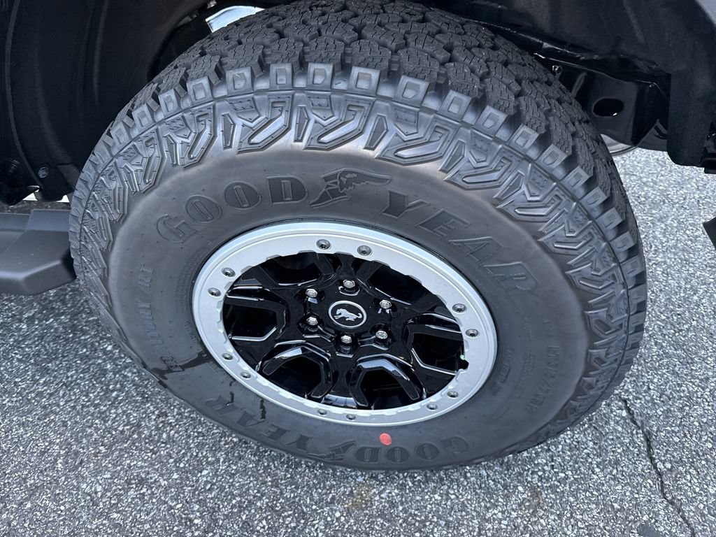 New 2025 Ford Bronco 2-Door w/ Sasquatch Package AWD/4WD image 20