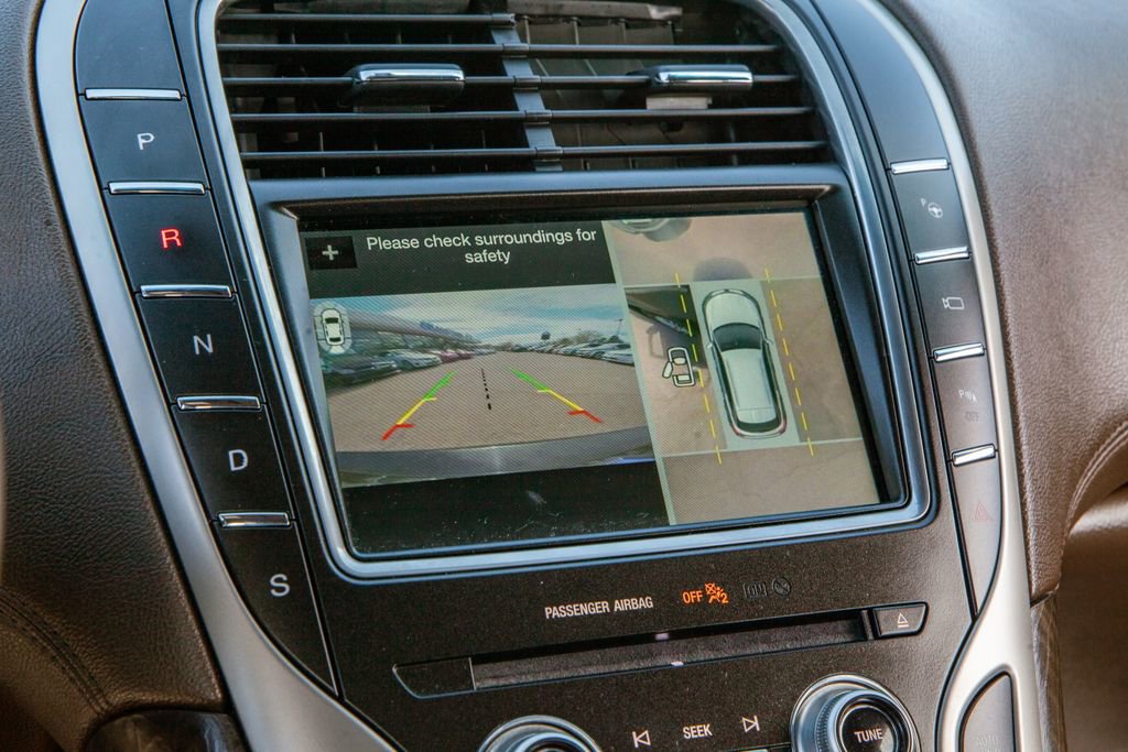 Used 2018 Lincoln MKX Reserve FWD image 14