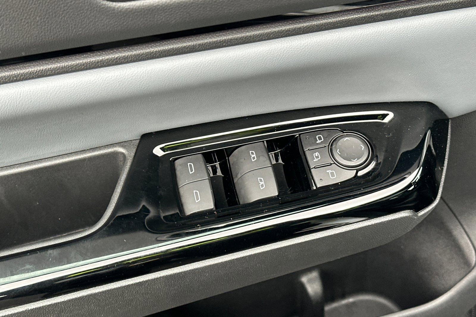 Used 2024 Honda Prologue Elite image 11