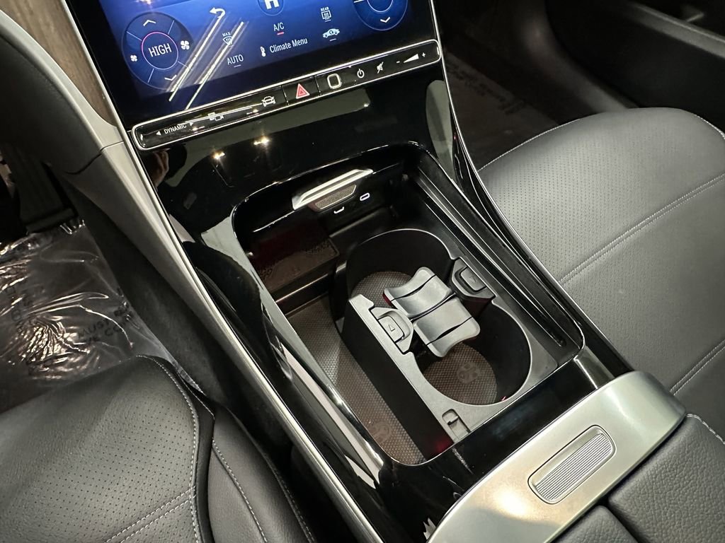 Certified 2025 Mercedes-Benz C 300 Sedan image 31