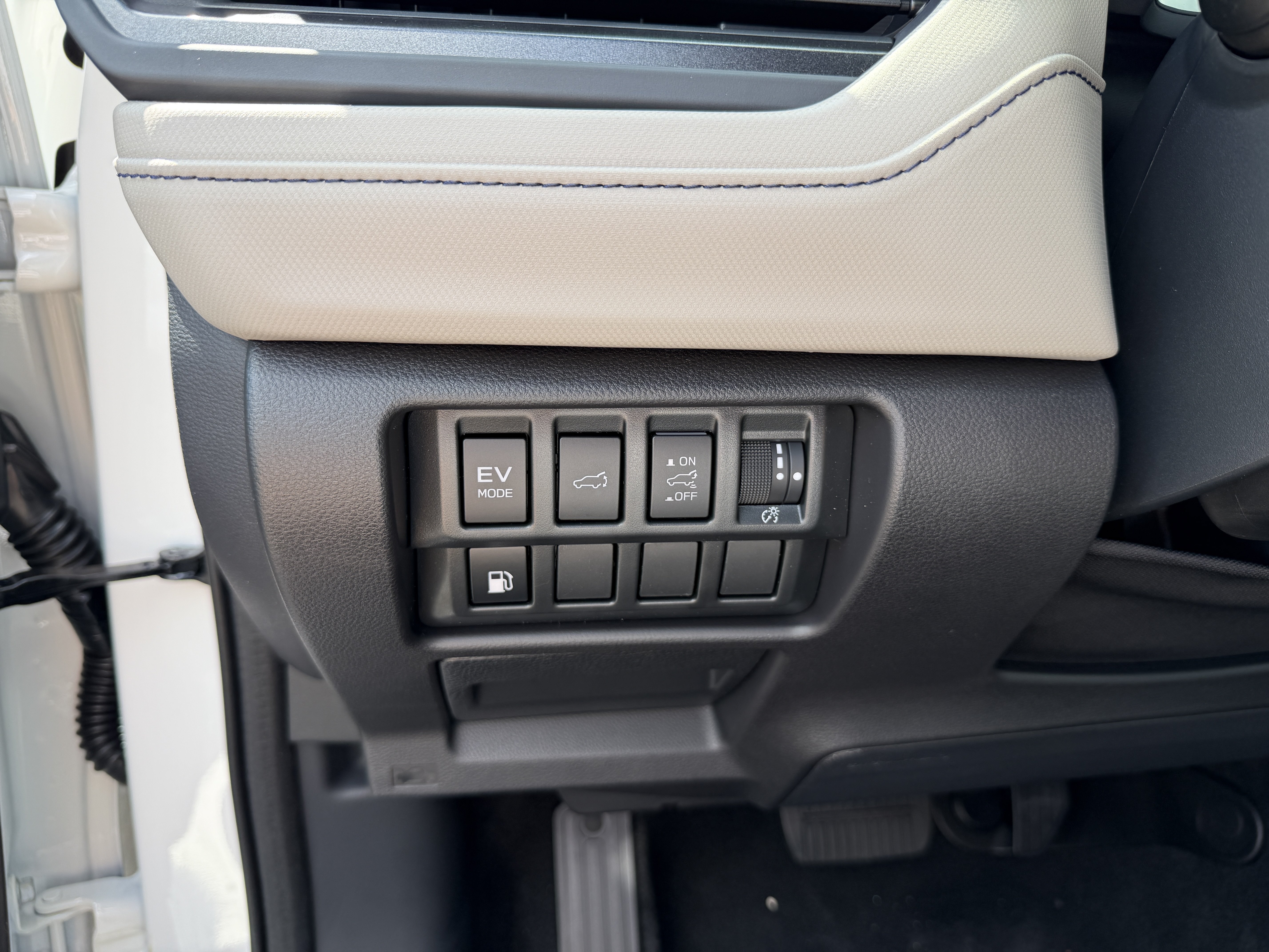 New 2026 Subaru Forester Premium AWD/4WD image 14