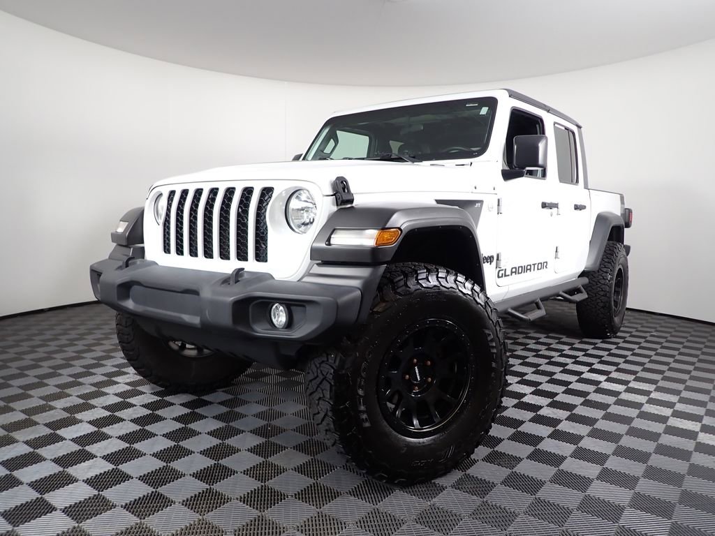 Used 2020 Jeep Gladiator Sport w/ Quick Order Package 24S AWD/4WD image 2