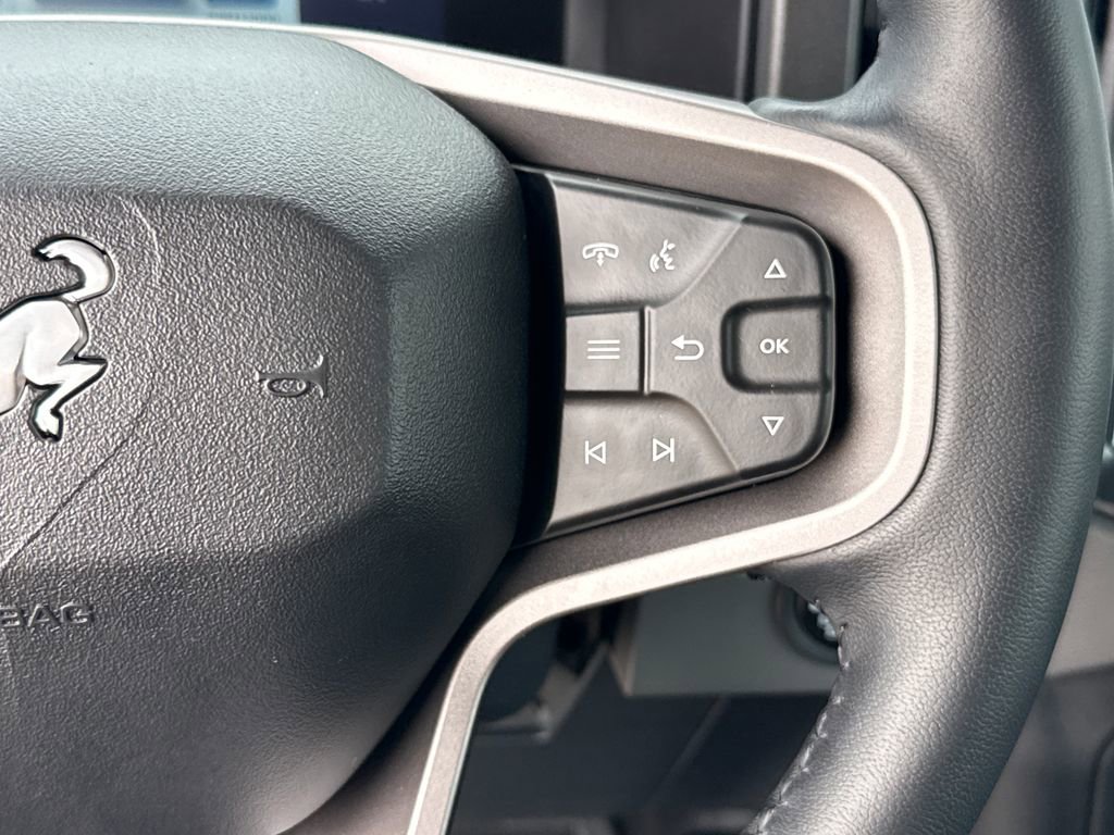 Used 2024 Ford Bronco Black Diamond AWD/4WD image 16