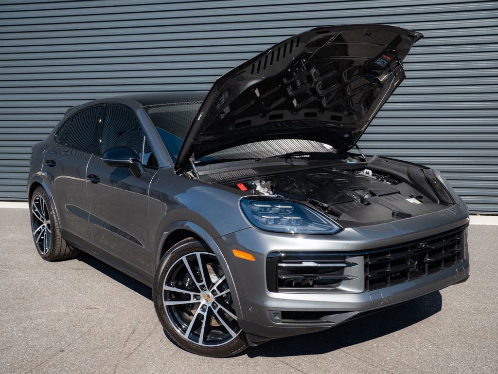Used 2024 Porsche Cayenne S image 36