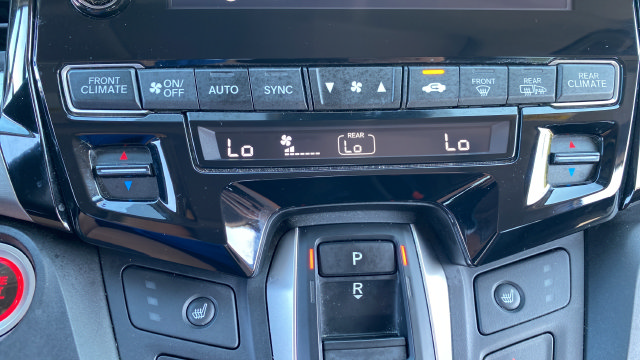 Used 2018 Honda Odyssey Touring image 18