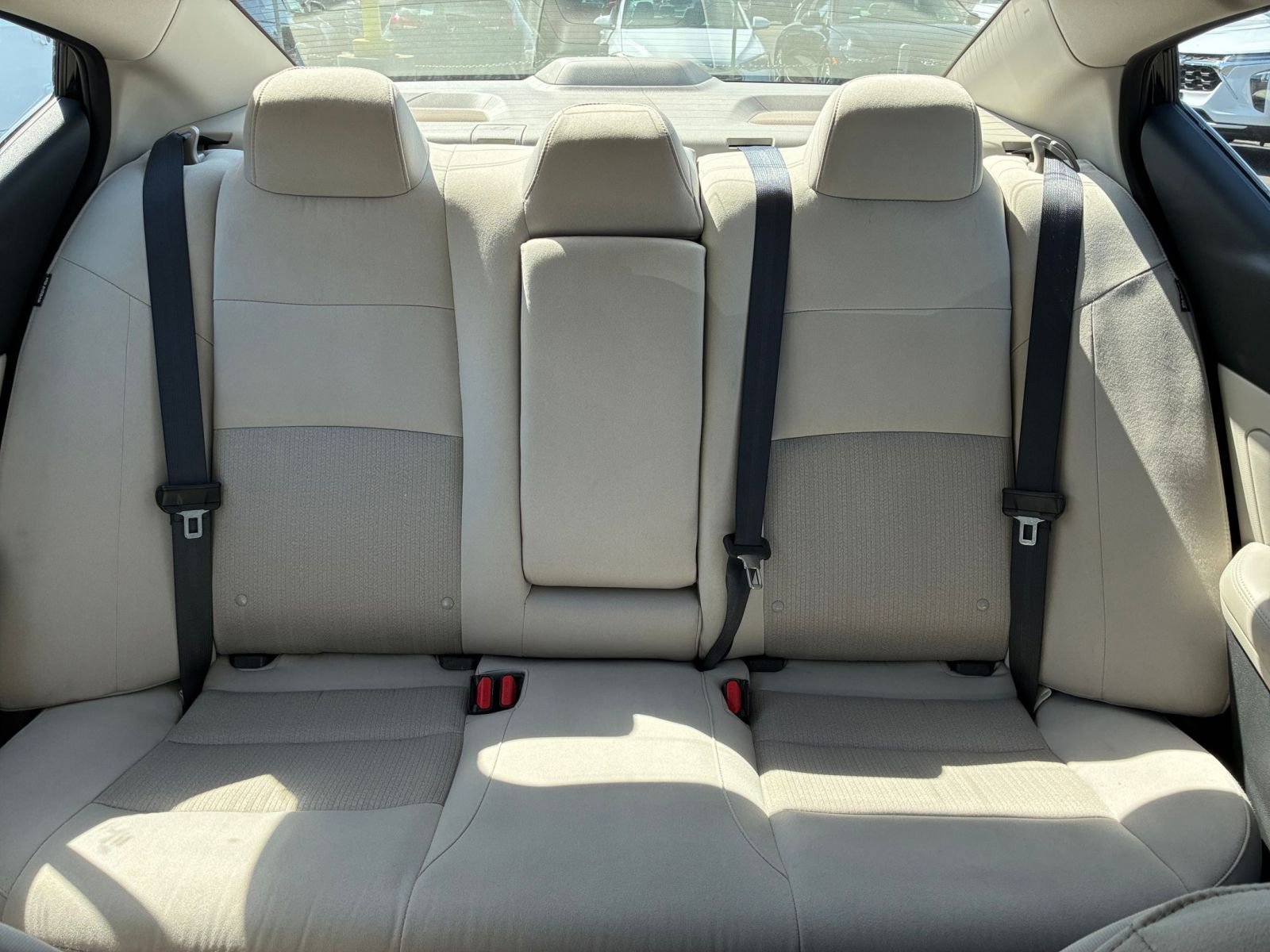 Used 2025 Nissan Altima 2.5 SV FWD image 38