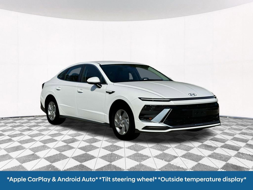 Used 2025 Hyundai Sonata SE FWD image 18