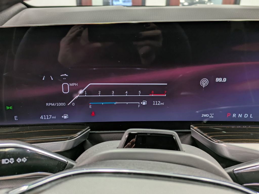 Used 2025 Cadillac Escalade Premium Luxury image 15