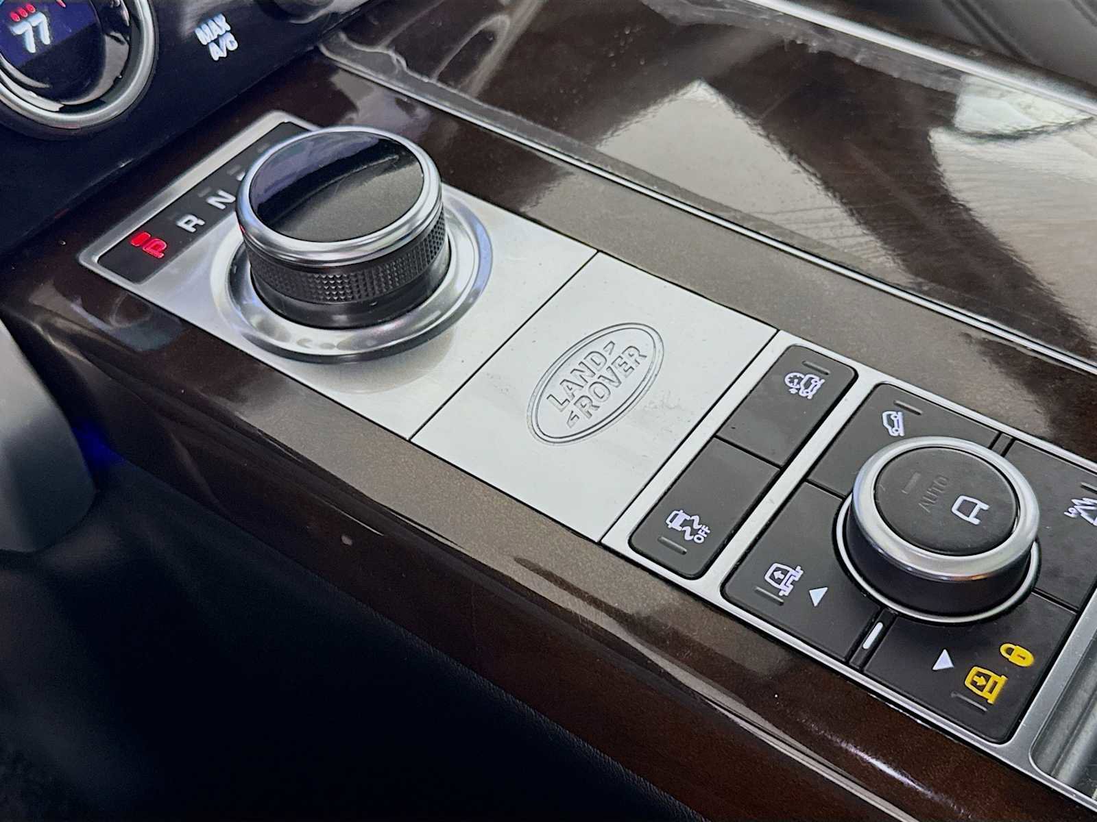 Used 2019 Land Rover Range Rover Supercharged AWD/4WD image 17