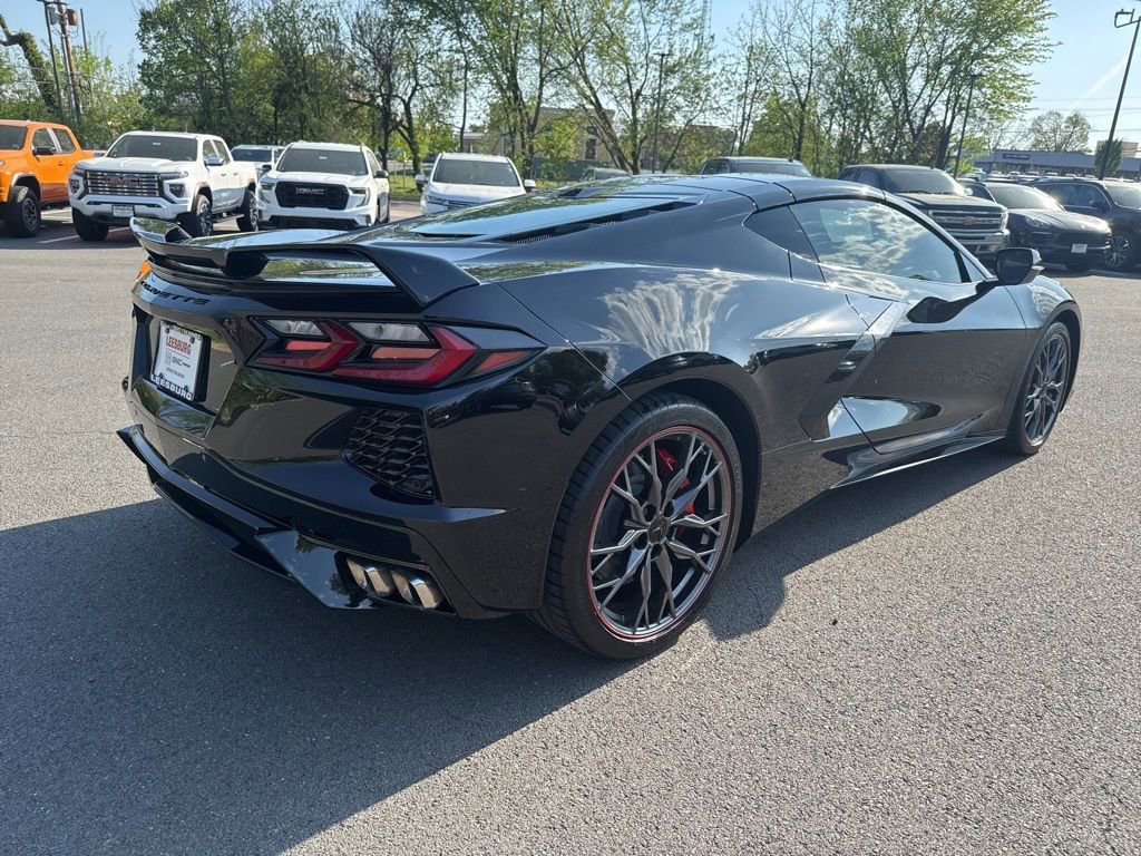 Used 2023 Chevrolet Corvette Stingray Preferred Cpe w/ Z51 Performance Package RWD image 7