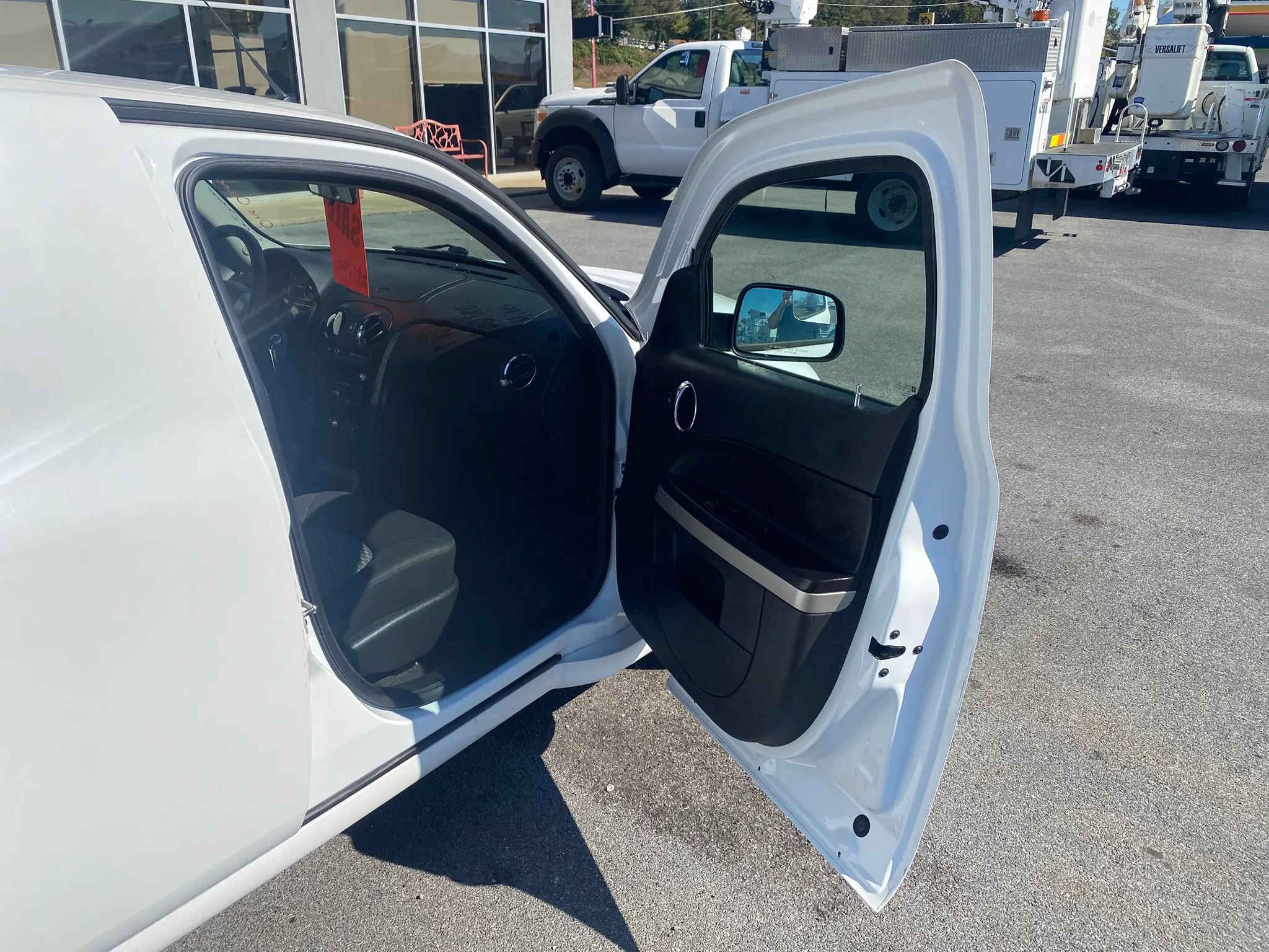 Used 2009 Chevrolet HHR LS FWD image 15