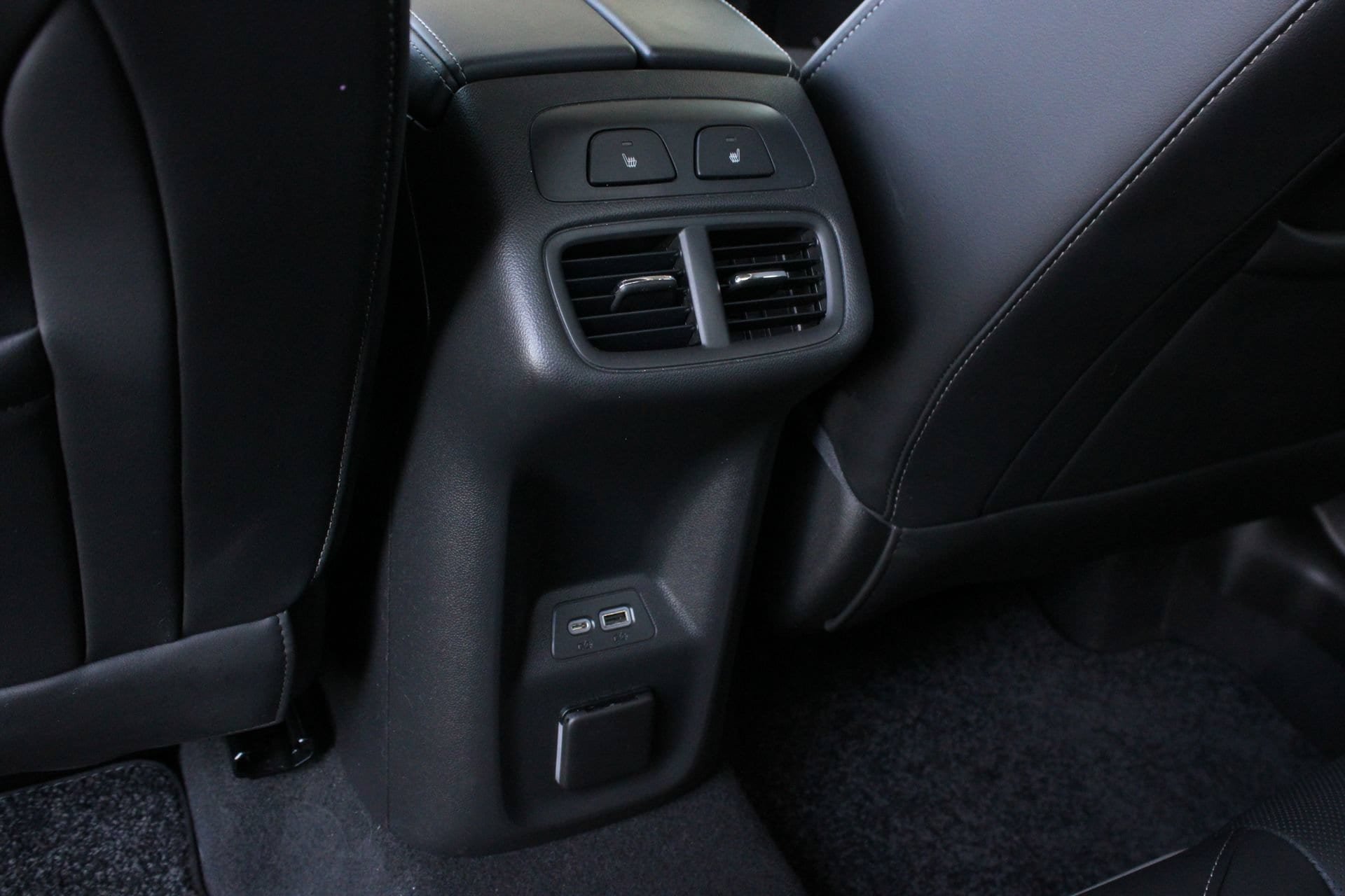 Used 2023 Buick Envision Avenir FWD image 17