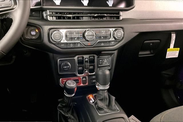 New 2026 Jeep Gladiator Mojave AWD/4WD image 6