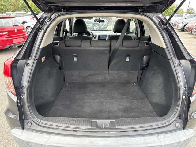 Used 2018 Honda HR-V EX image 12