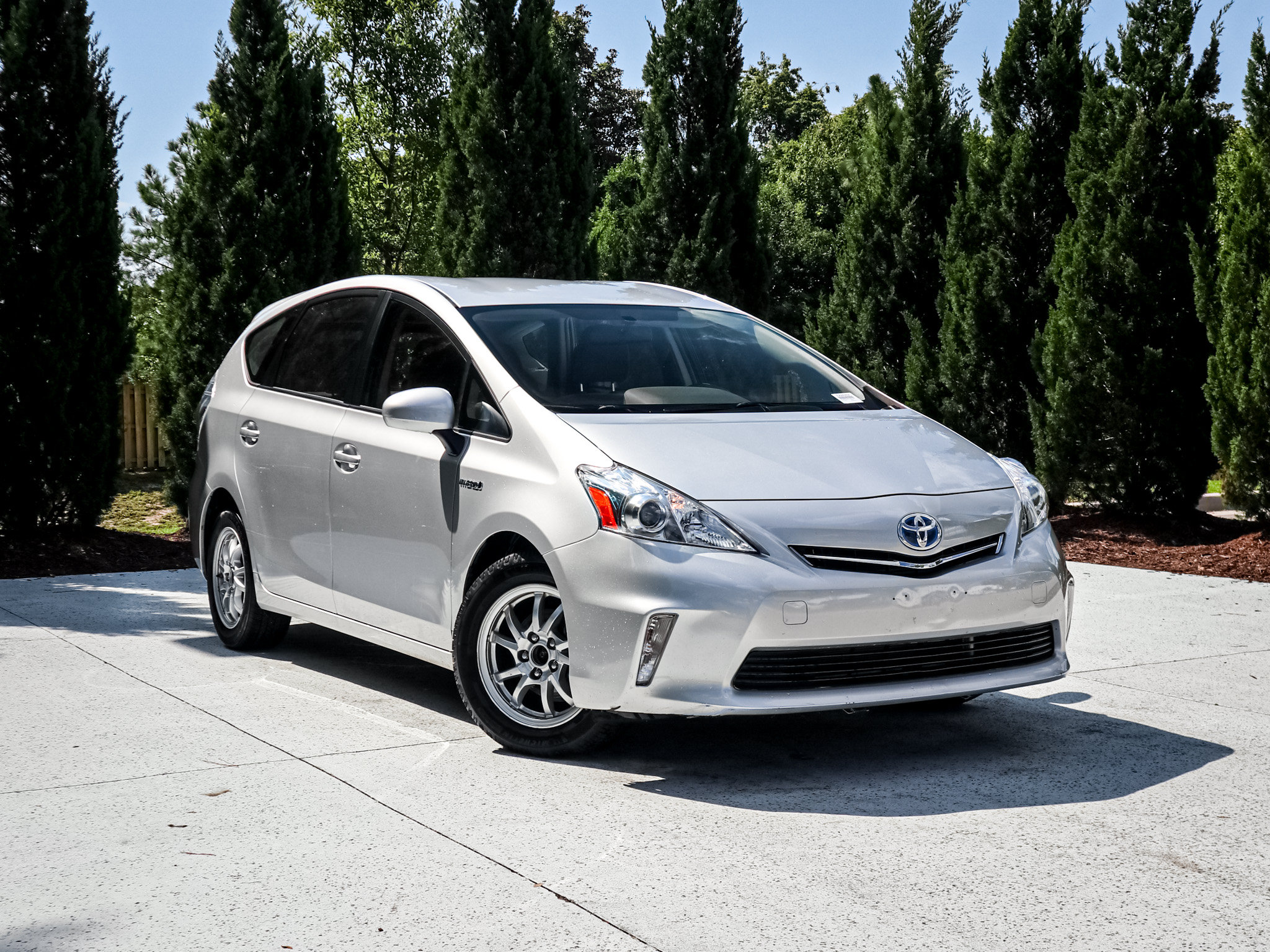 Used 2012 Toyota Prius V Two FWD image 2