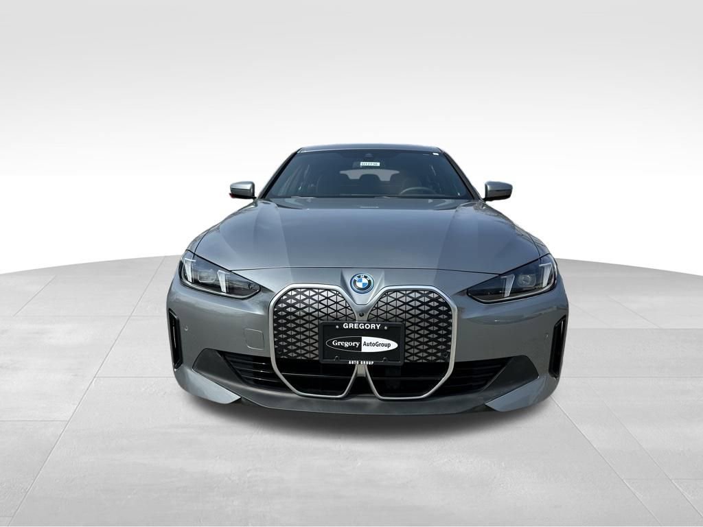 Used 2025 BMW i4 xDrive40i w/ Parking Assistance Package AWD/4WD image 4