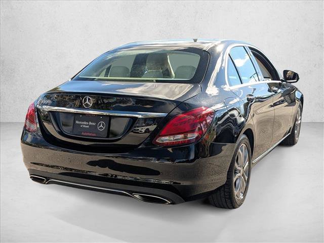 Used 2015 Mercedes-Benz C 300 Sedan image 4