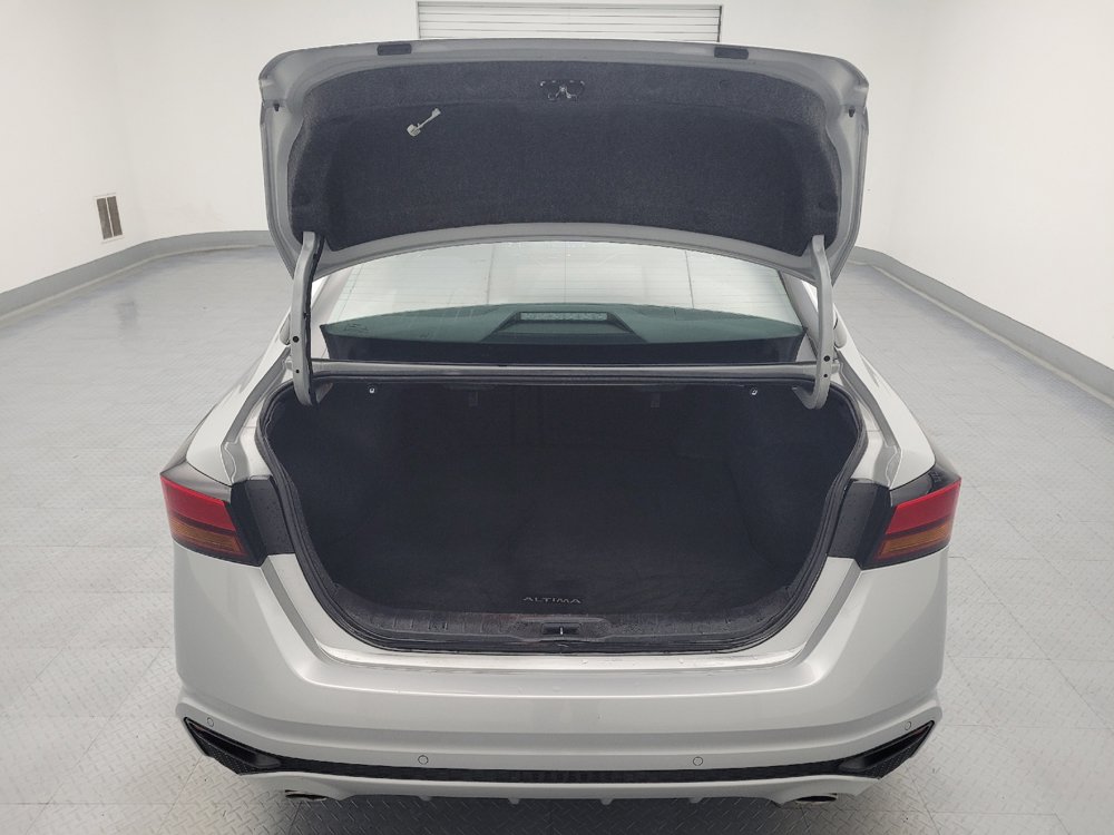 Used 2020 Nissan Altima 2.5 SV FWD image 29