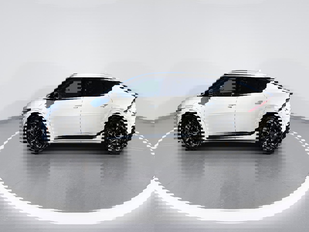 Used 2023 Kia EV6 GT-Line w/ GT-Line Suede Seat Package image 5