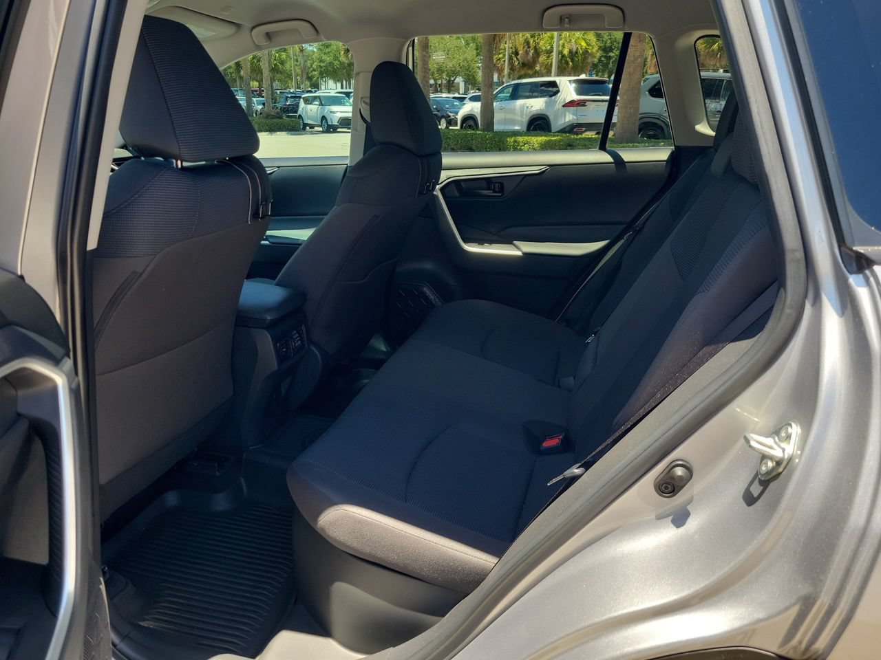 Used 2024 Toyota RAV4 LE AWD/4WD image 13