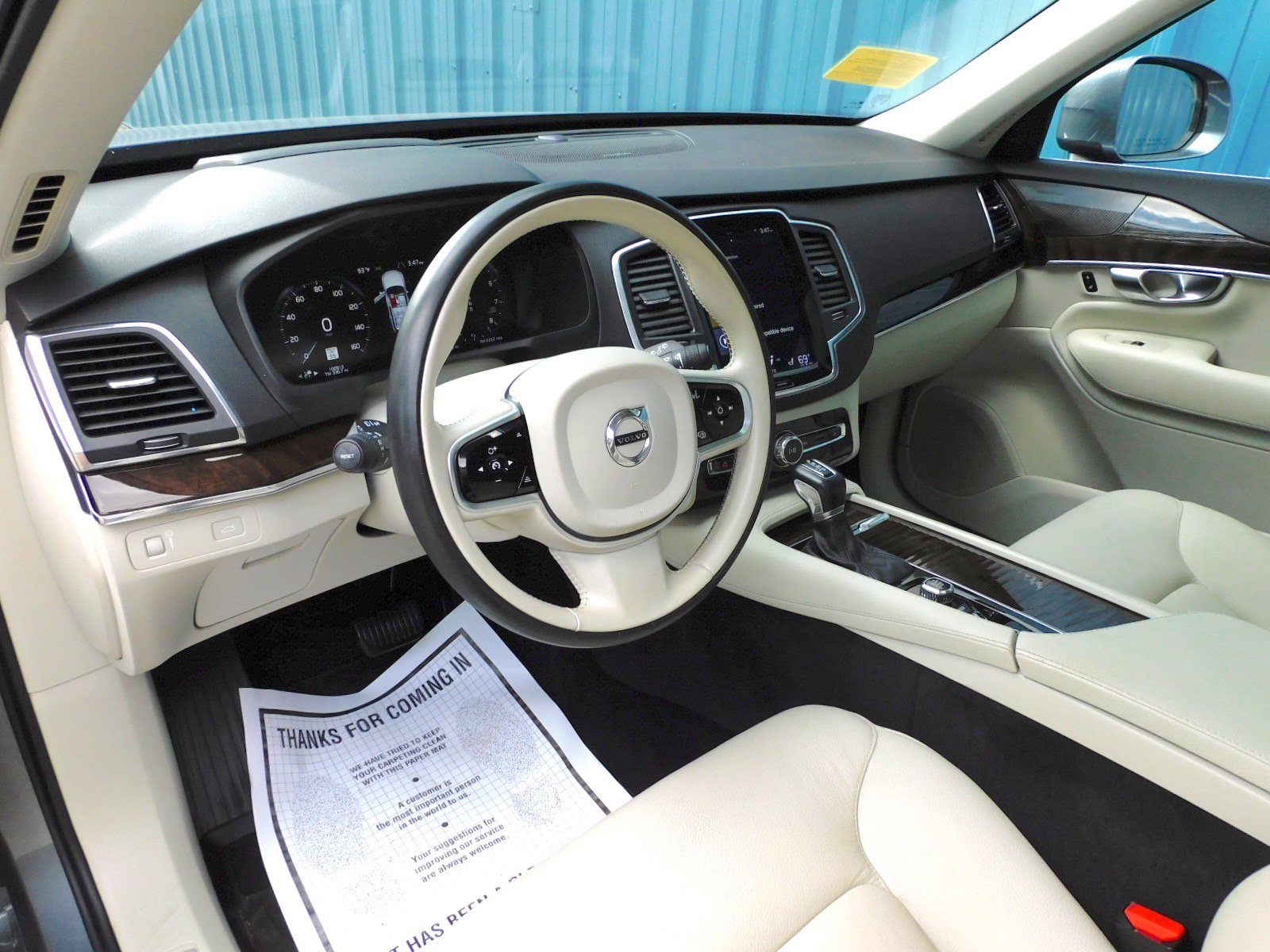 Used 2019 Volvo XC90 T6 Momentum w/ Advanced Package AWD/4WD image 13