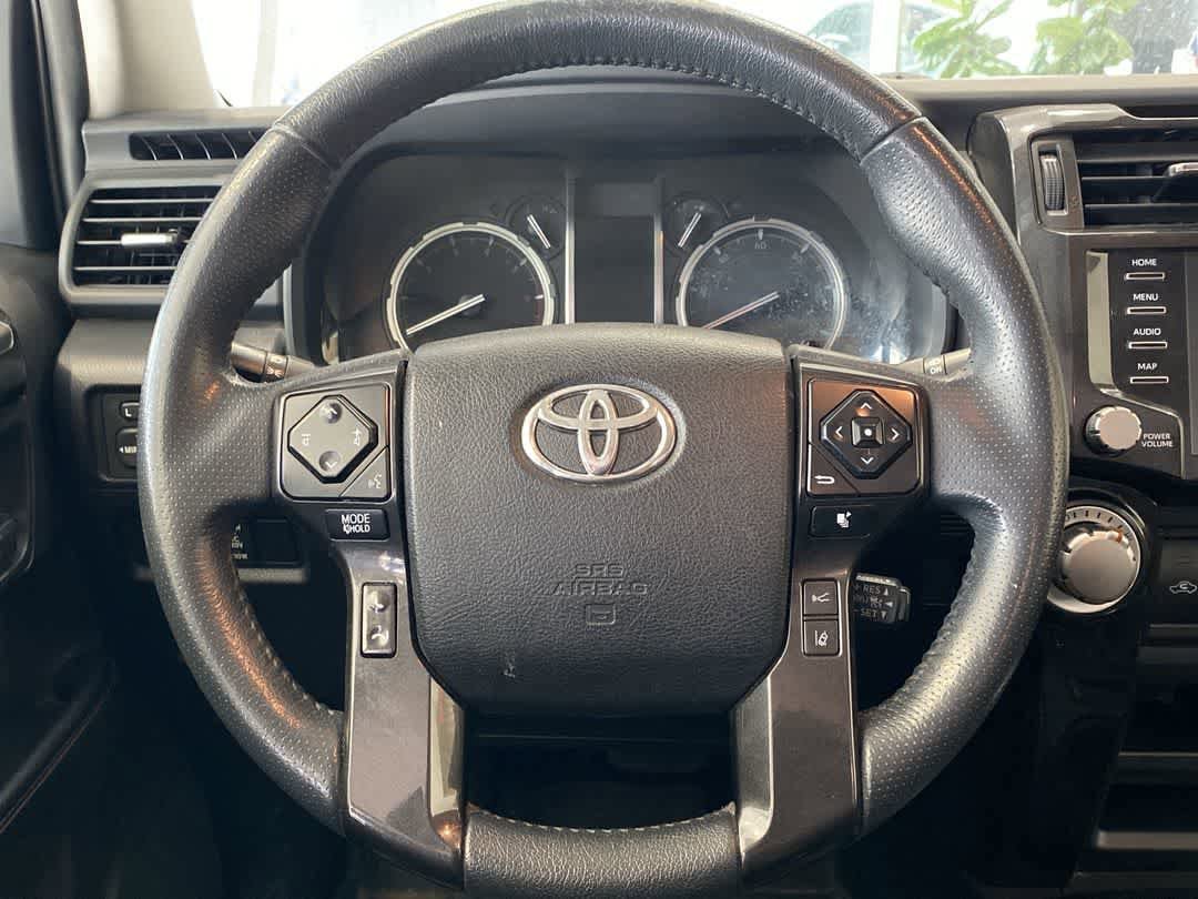 Certified 2021 Toyota 4Runner TRD Off-Road Premium w/ Moonroof Package AWD/4WD image 17