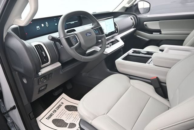 New 2026 Ford Expedition Active AWD/4WD image 11