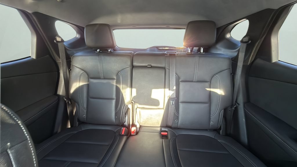 Used 2023 Chevrolet Blazer LT FWD image 11