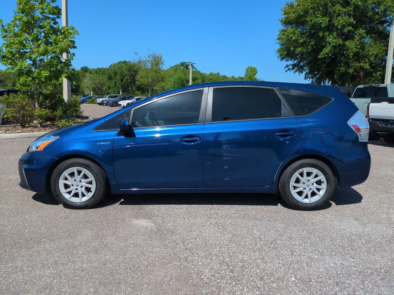 Used 2014 Toyota Prius V Three FWD image 3